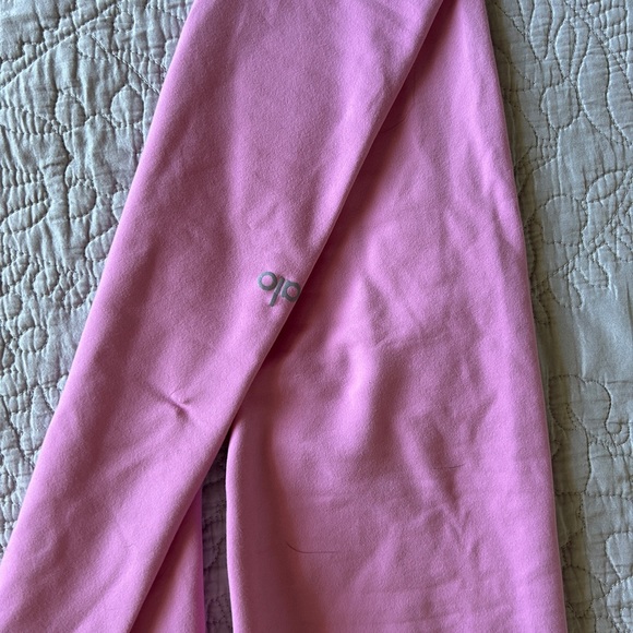 ALO leggings - Picture 2 of 2